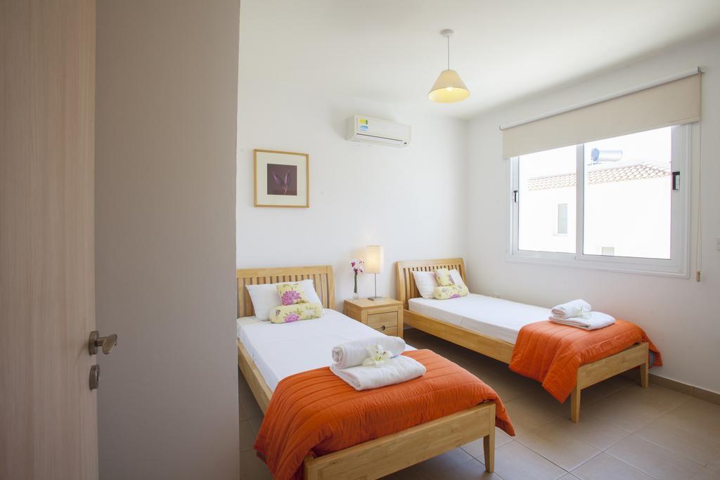 פרוטאראס Villa Daffodil חדר תמונה