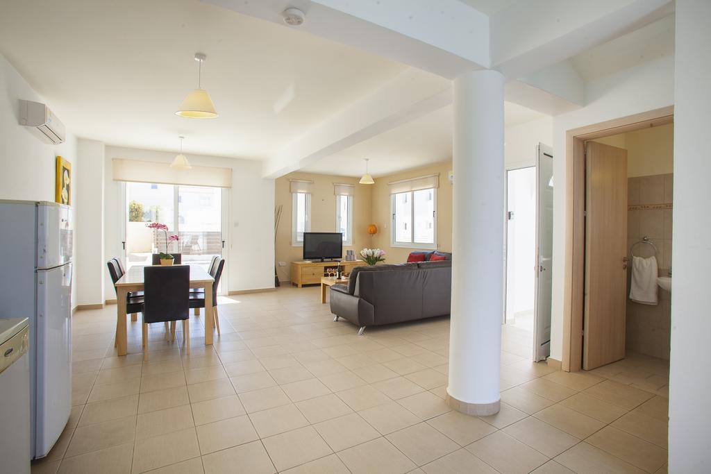 פרוטאראס Villa Daffodil חדר תמונה